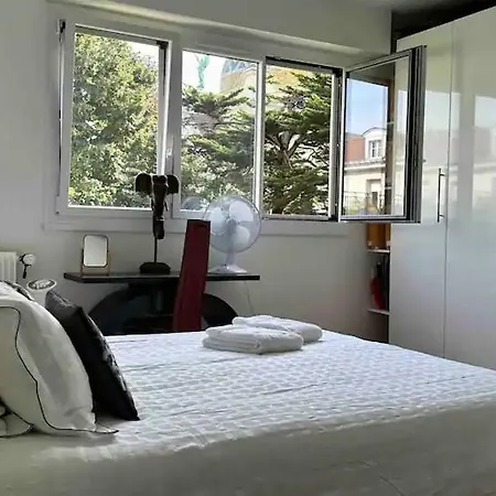Private Bedrooms Near Eiffel Tower Parijs Buitenkant foto